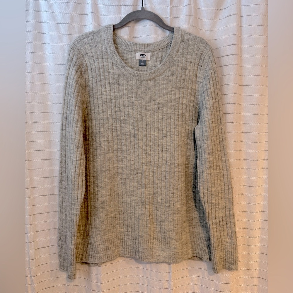 NWOT Old Navy Heather Gray Ribbed Knit Sweater